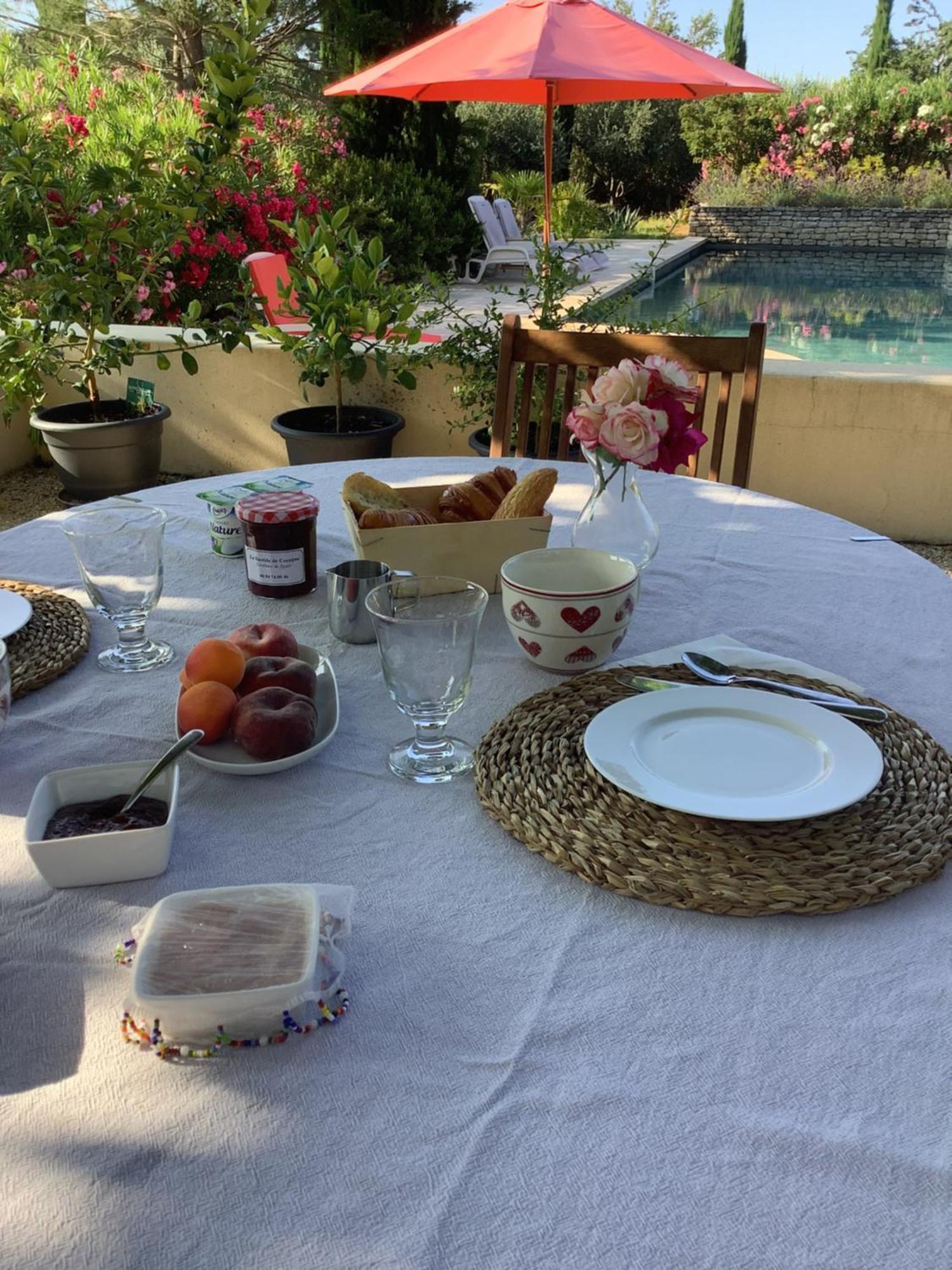 Bed and Breakfast La Bastide De Cocagne Rognes Exteriér fotografie